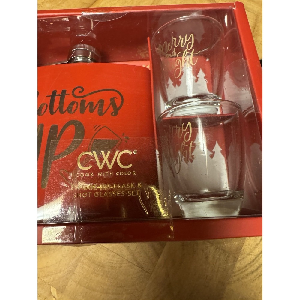 CWC 3 Piece Hip Flask And Shot Glasses Set New In Box - Picture 5 of 7